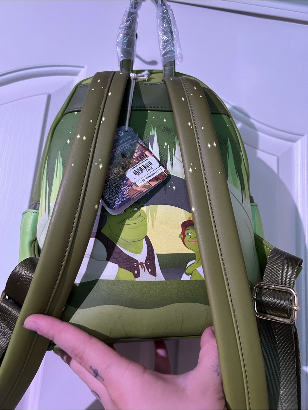 Shrek loungefly backpack - Picture 3 of 4